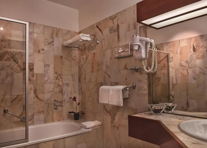 Abaca Messidor By Happyculture 3* Paříž