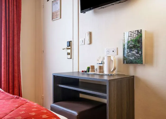 Hotel Abaca Messidor By Happyculture Parijs